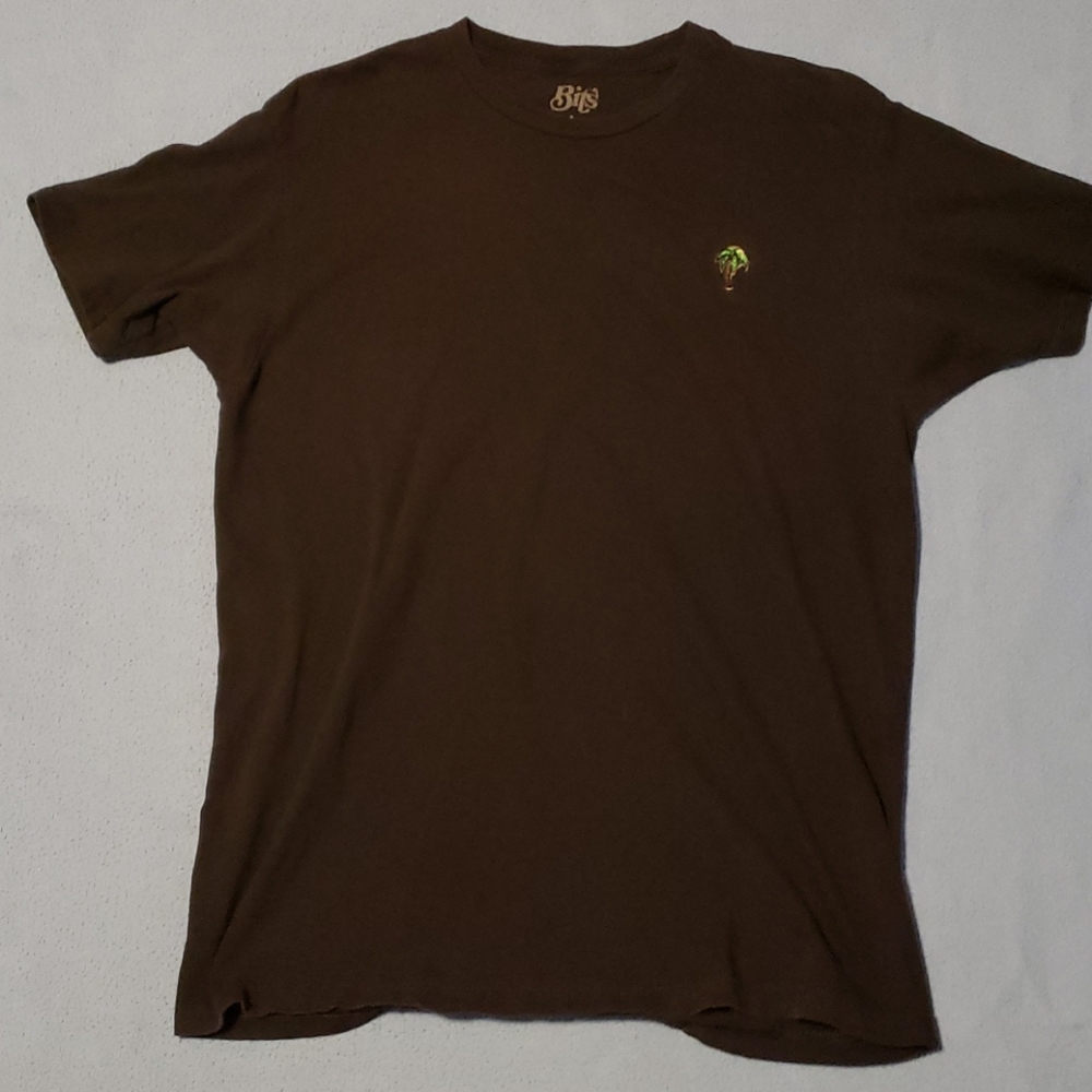 Black tee